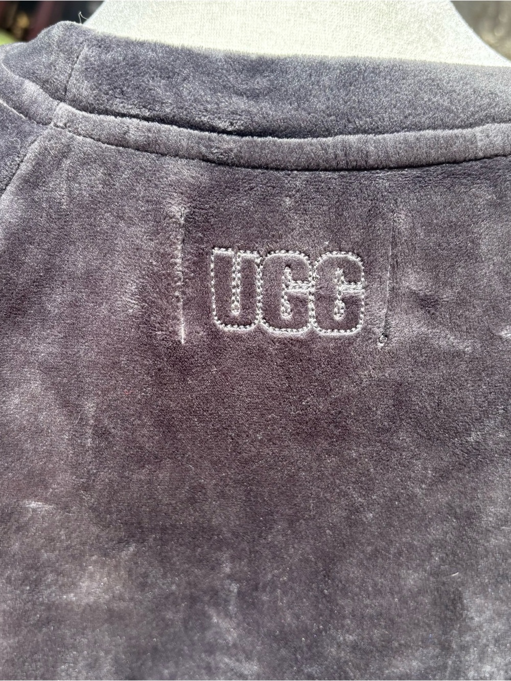 UGG Beckner Cropped Gray Velvet Long Sleeve Pullover Sweatshirt - Picture 6 of 9